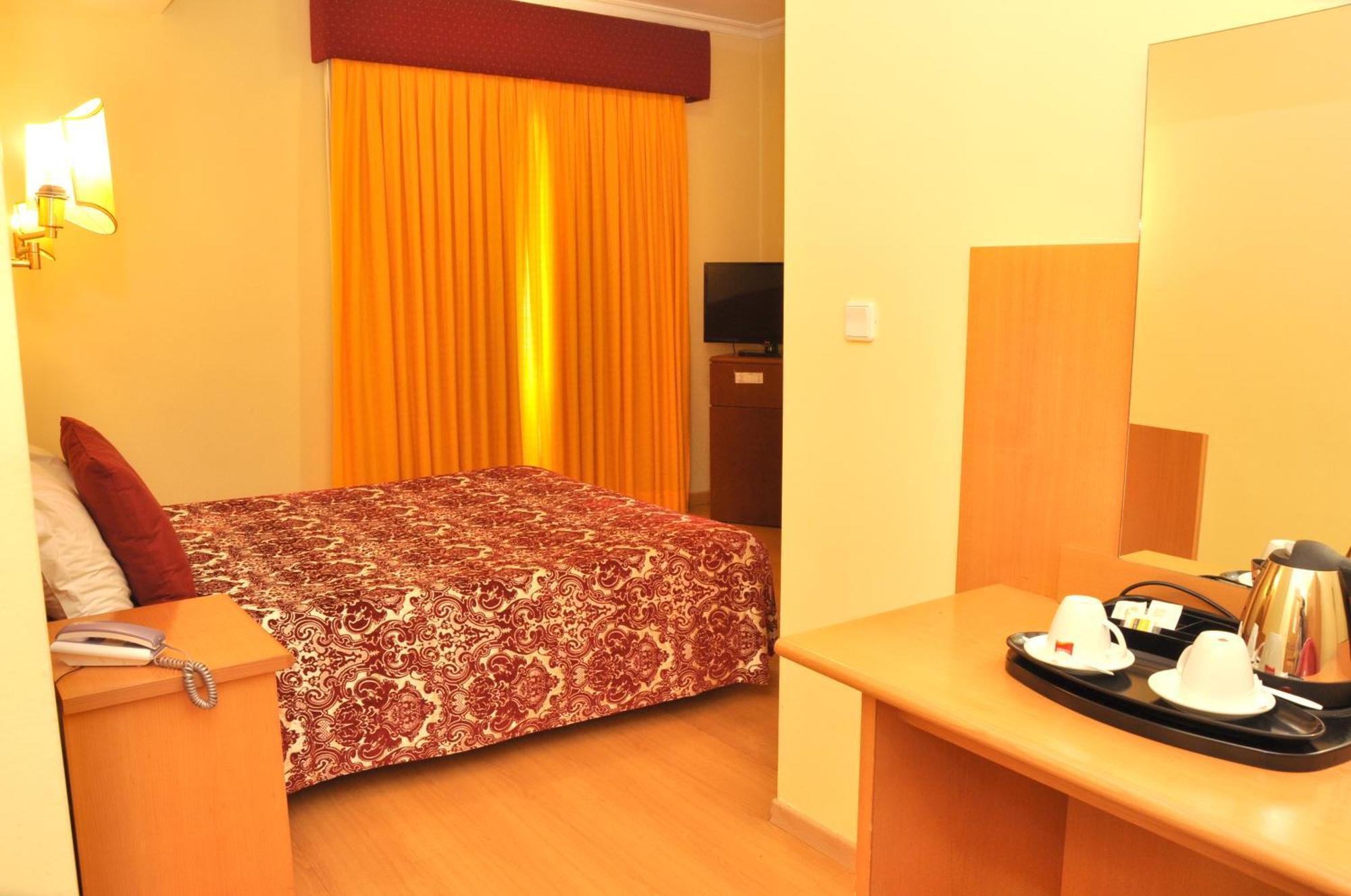Hotel Solneve Covilha Exterior photo